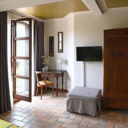 Hostal La Ca Dolga La Morra Habitación foto