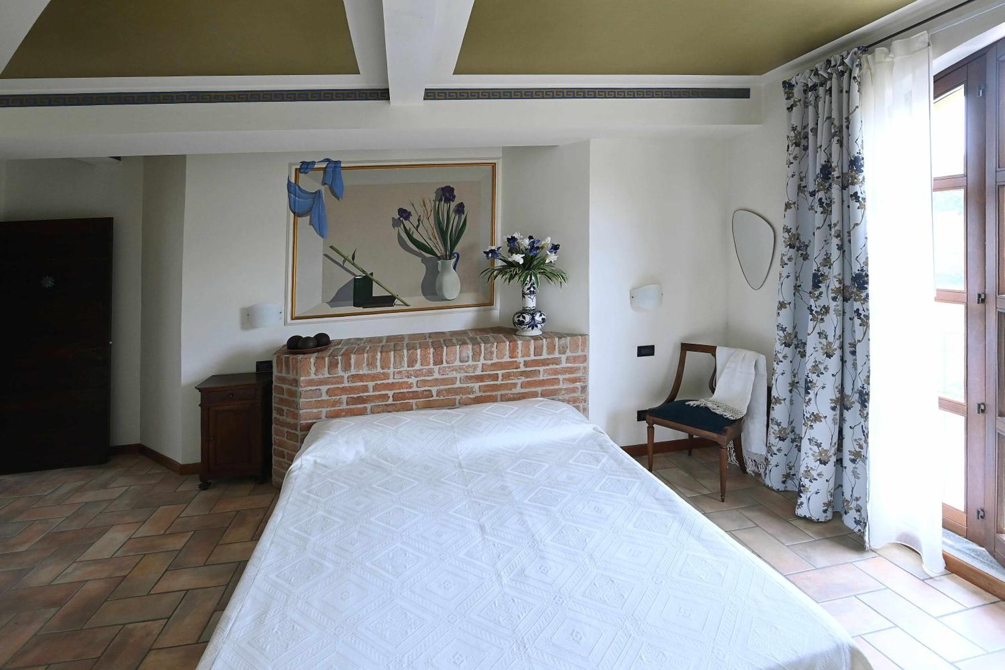 Hostal La Ca Dolga La Morra Habitación foto